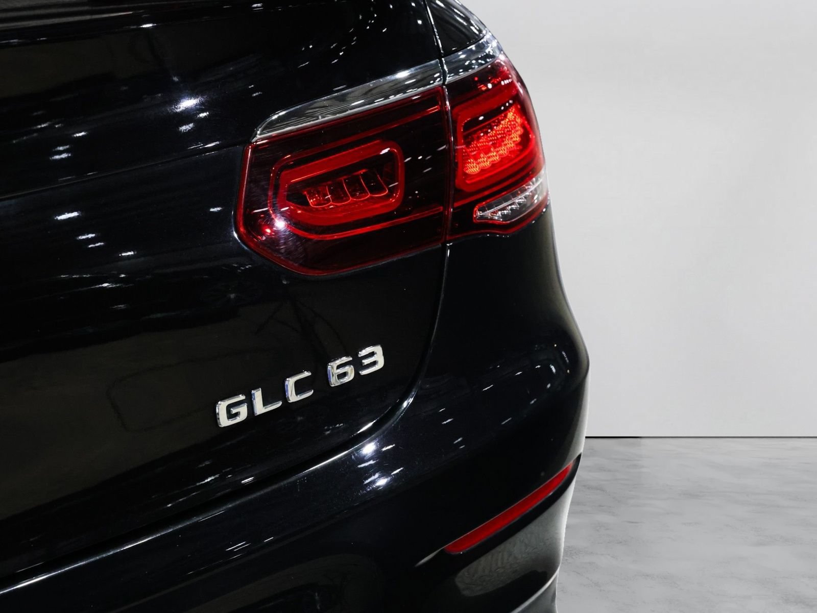 Used 2021 Mercedes-Benz GLC 63 AMG 4MATIC Coupe image 35