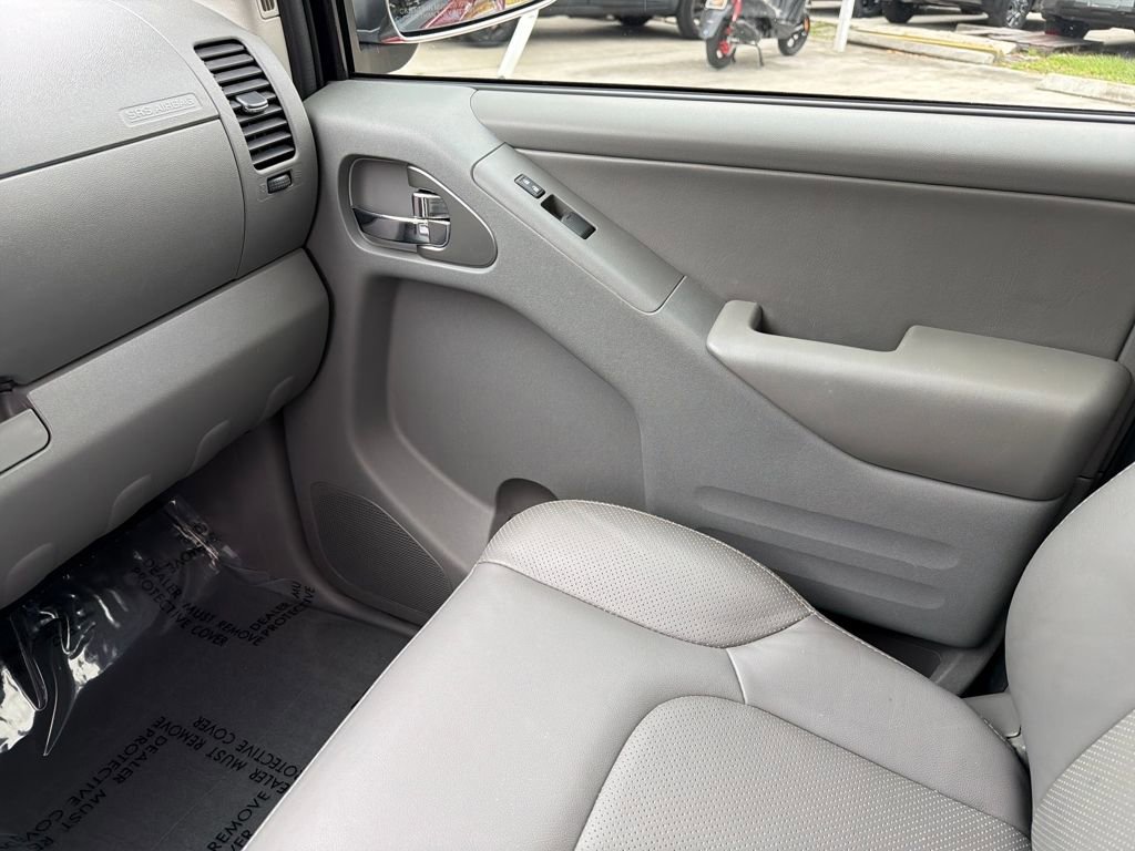Used 2019 Nissan Frontier SL image 30
