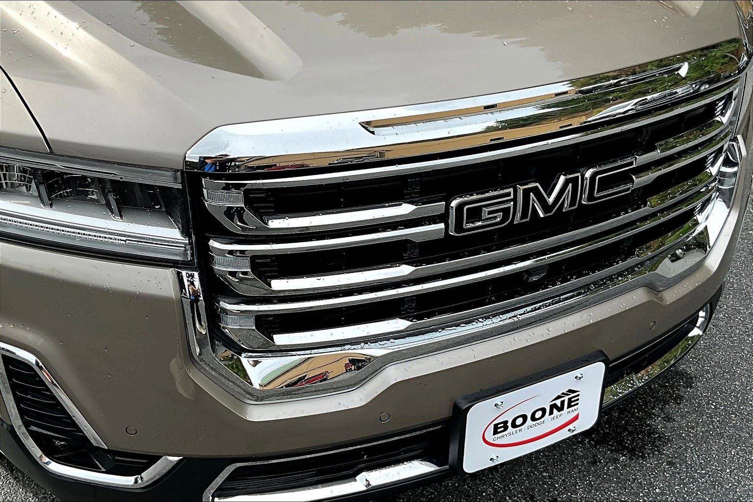 Used 2022 GMC Acadia SLT w/ Technology Package image 30