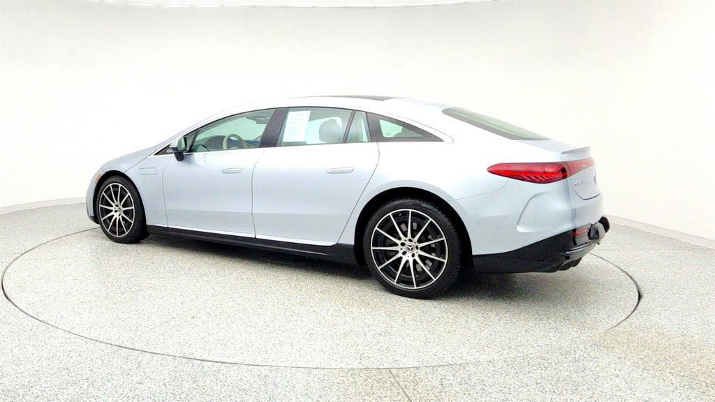 Used 2023 Mercedes-Benz EQS 580 4MATIC Sedan image 7