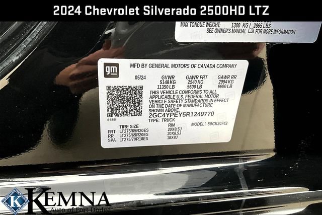 Used 2024 Chevrolet Silverado 2500 LTZ w/ LTZ Premium Package image 24
