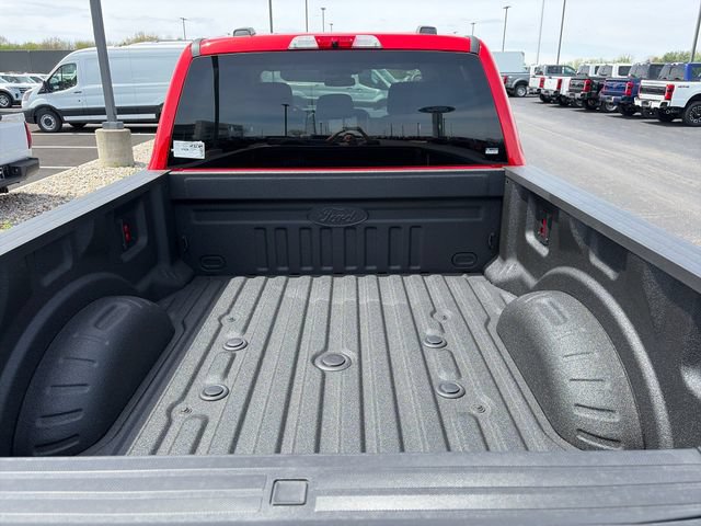 New 2026 Ford F350 XLT w/ XLT Premium Package AWD/4WD image 8