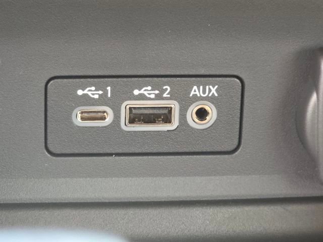 New 2025 Nissan Sentra SV w/ SV Premium Package image 16