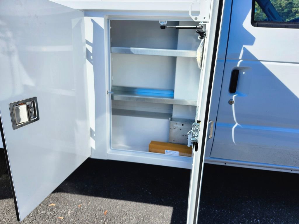 New 2026 Ford E-350 and Econoline 350 Super Duty w/ Power Equipment Group image 11