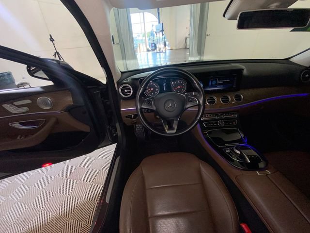 Used 2017 Mercedes-Benz E 400 4MATIC Wagon image 34