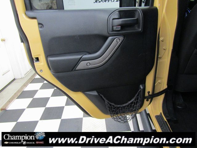 Used 2013 Jeep Wrangler Unlimited Sport image 12