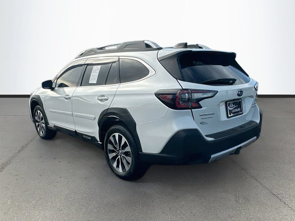 Used 2025 Subaru Outback Touring XT AWD/4WD image 5