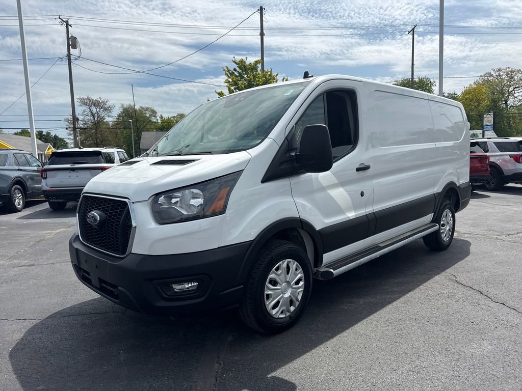 Used 2024 Ford Transit 250 Low Roof w/ Exterior Upgrade Package RWD image 2