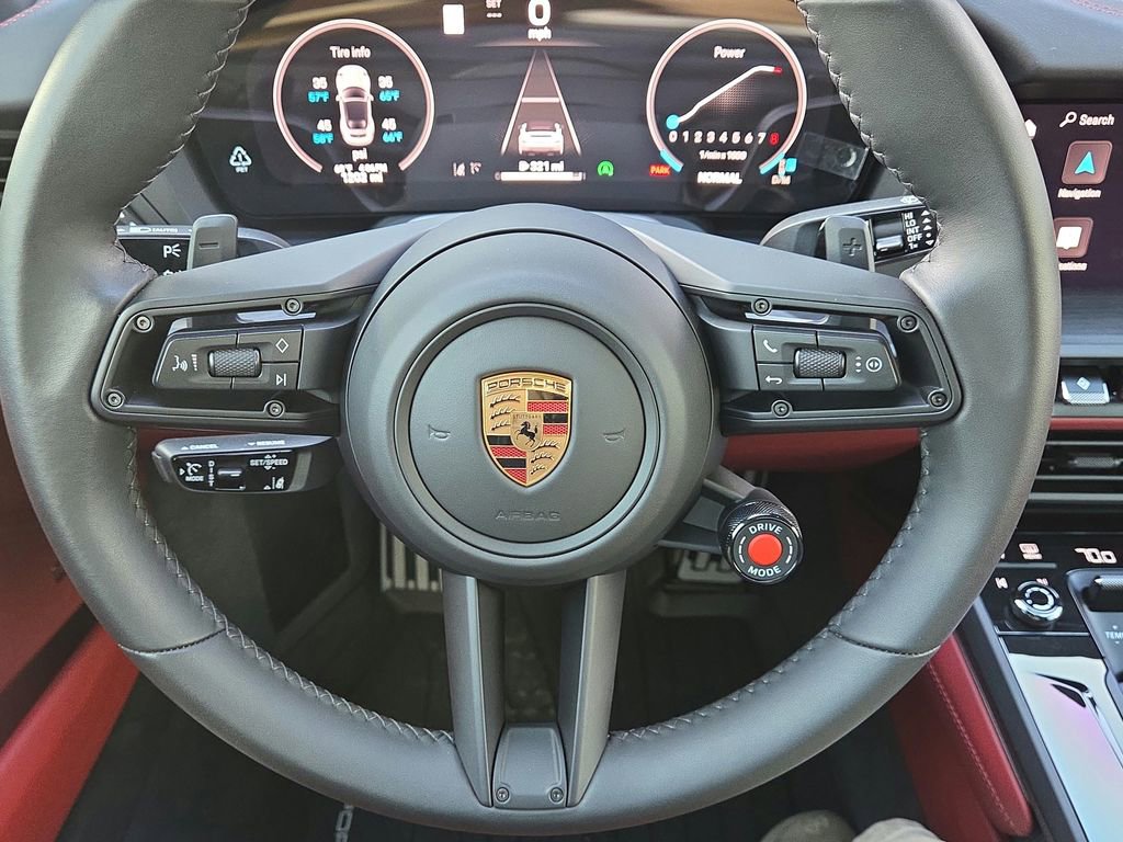 Certified 2025 Porsche 911 Carrera GTS RWD image 10