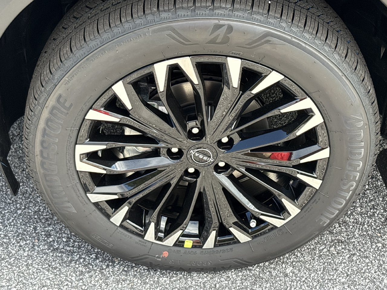 New 2027 Nissan Rogue Dark Armor FWD image 24
