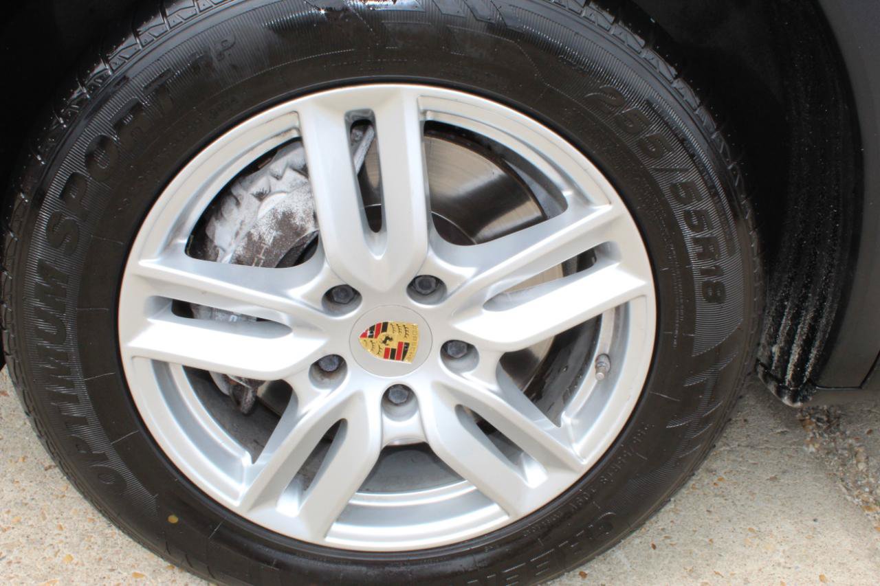 Used 2016 Porsche Cayenne AWD/4WD image 39