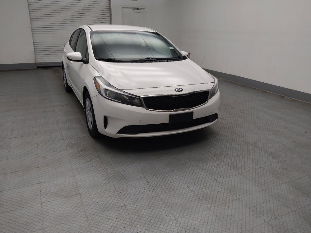 Used 2017 Kia Forte LX image 14