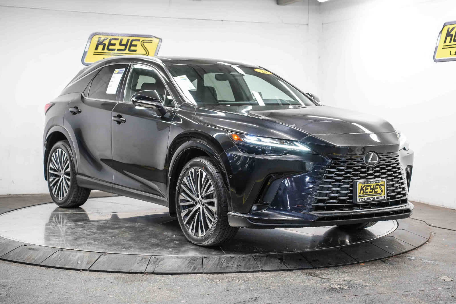 Used 2024 Lexus RX 350 Premium Plus w/ Convenience Package FWD image 5