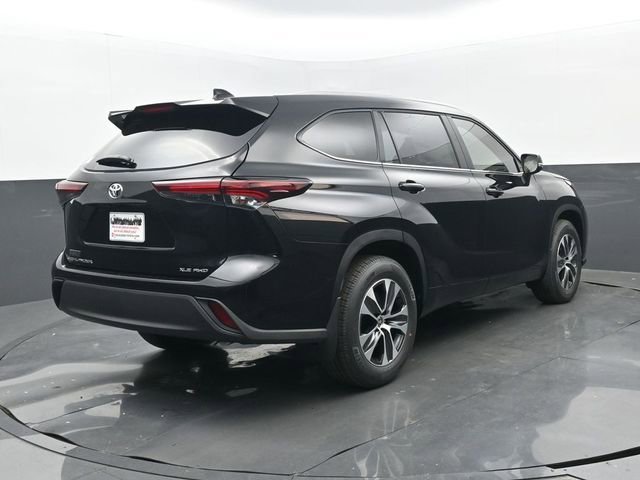 Used 2026 Toyota Highlander XLE image 22
