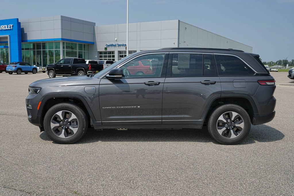 Used 2024 Jeep Grand Cherokee Limited 4xe AWD/4WD image 10