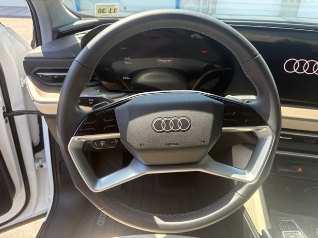 Used 2025 Audi Q5 Premium w/ Convenience Package AWD/4WD image 8