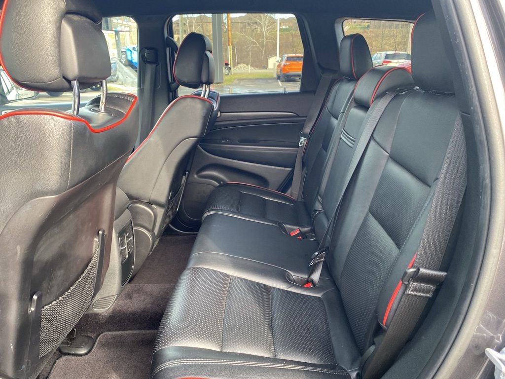 Certified 2016 Jeep Grand Cherokee Laredo w/ Quick Order Package 23E image 19