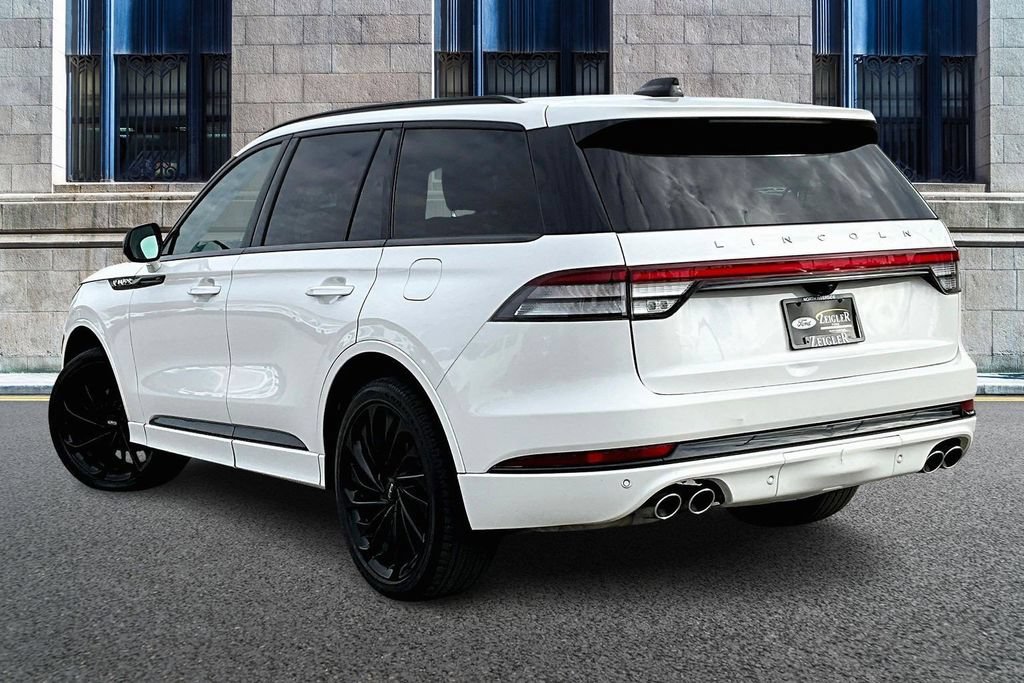 Used 2025 Lincoln Aviator Reserve w/ Jet Appearance Package AWD/4WD image 10
