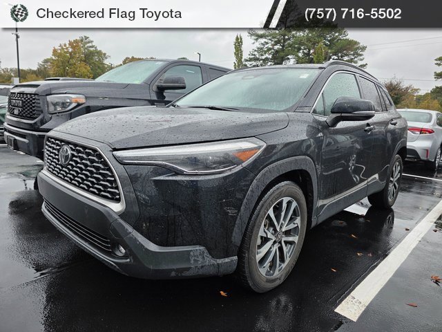 Used 2023 Toyota Corolla Cross XLE