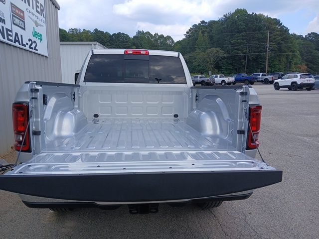 New 2026 RAM 2500 Tradesman AWD/4WD image 7