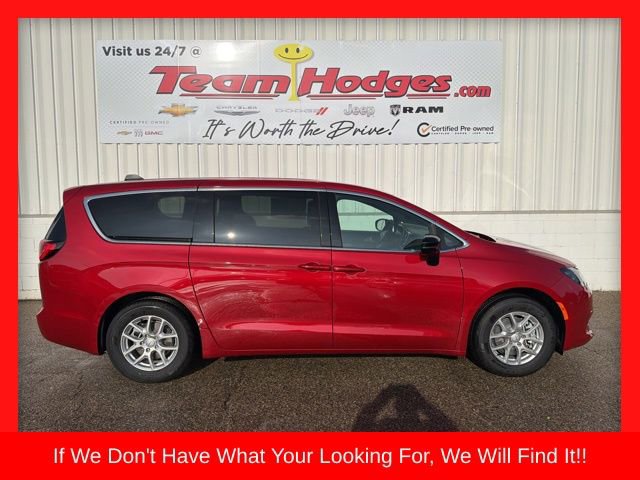 New 2026 Chrysler Voyager LX