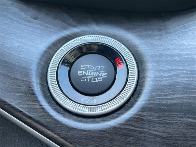 Used 2023 Jeep Grand Cherokee L Limited image 20