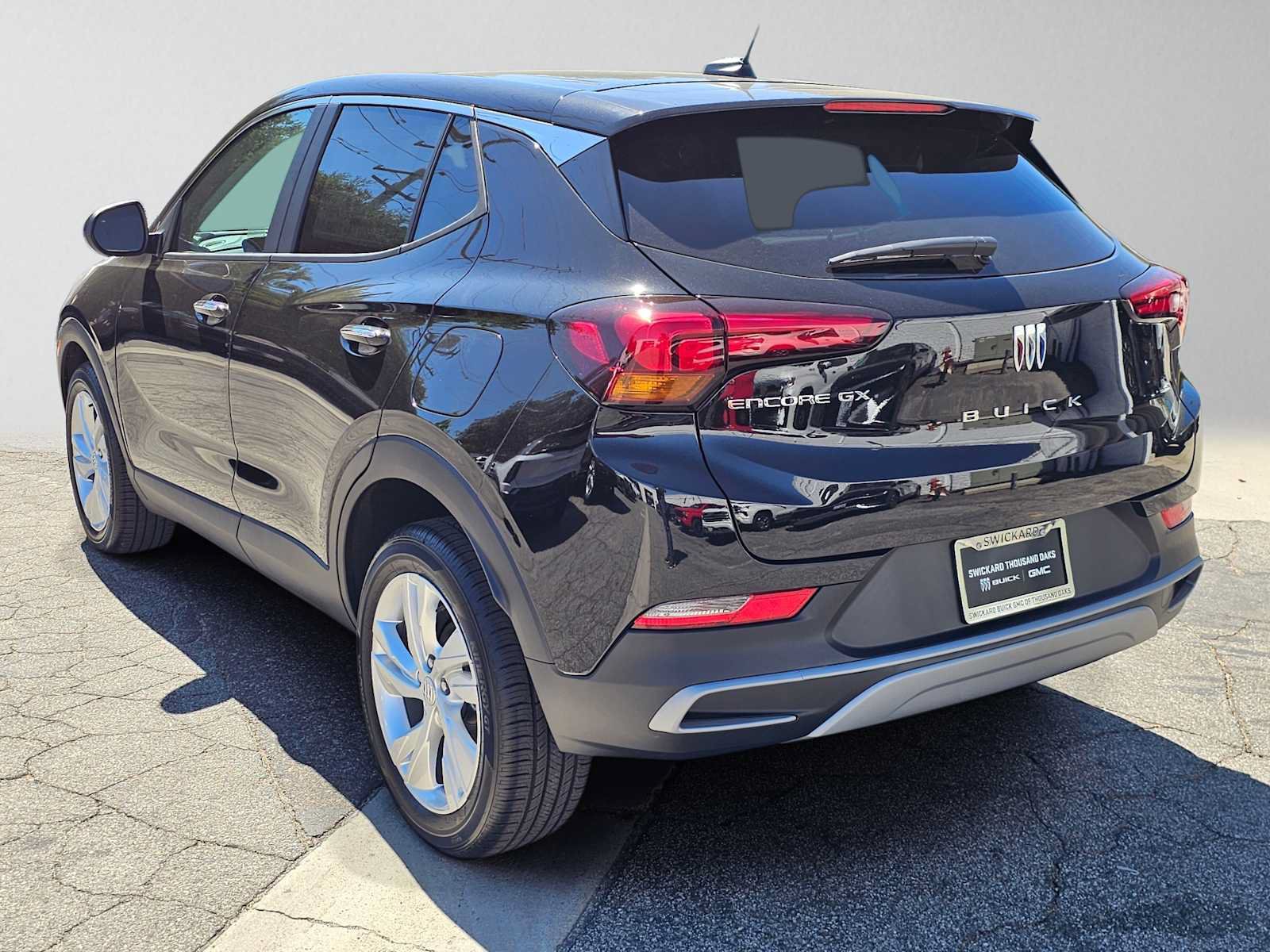 New 2026 Buick Encore GX Preferred w/ Comfort Package FWD image 5