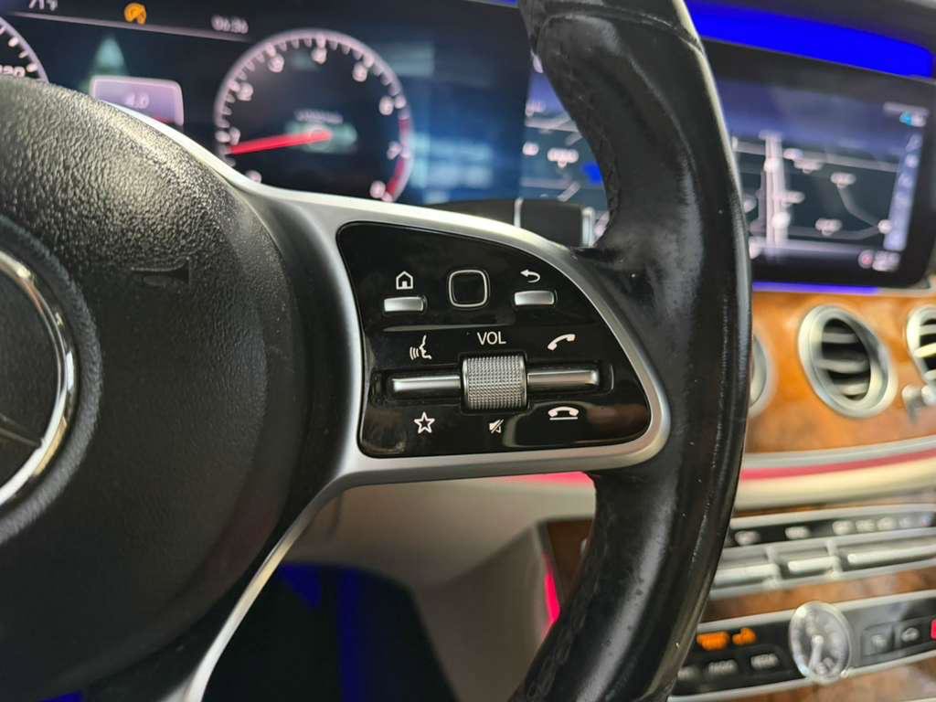 Used 2020 Mercedes-Benz E 350 4MATIC Sedan w/ Driver Assistance Package image 33