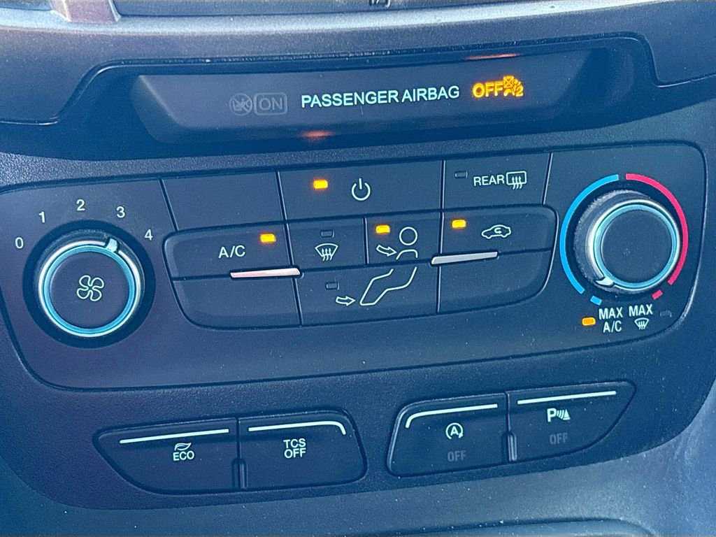 Used 2023 Ford Transit Connect XLT image 15