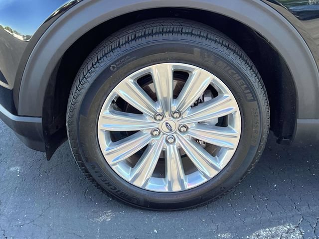 Certified 2023 Ford Explorer Limited w/ Equipment Group 301A AWD/4WD image 8