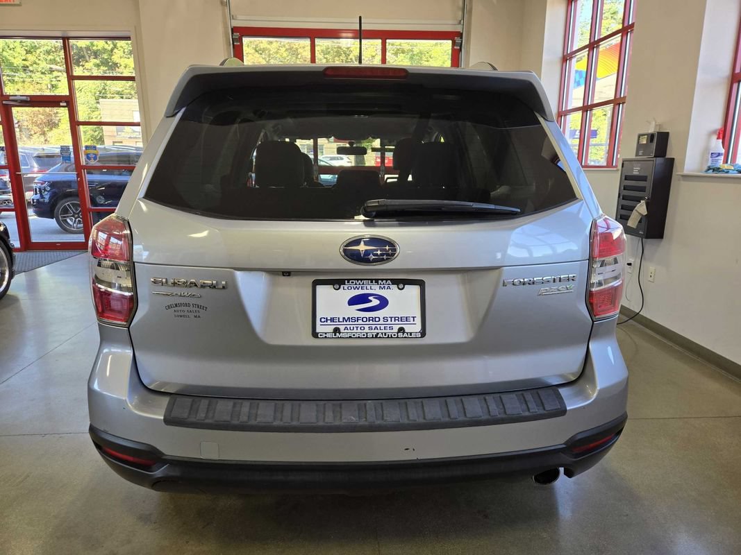 Used 2014 Subaru Forester 2.5i Limited AWD/4WD image 6