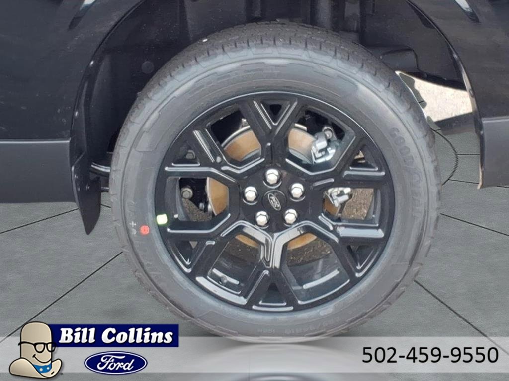 New 2026 Ford Maverick XLT w/ XLT Luxury Package image 4