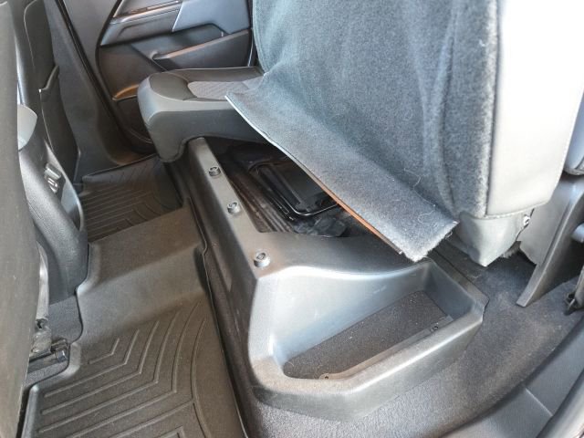 Used 2019 Chevrolet Colorado Z71 image 46