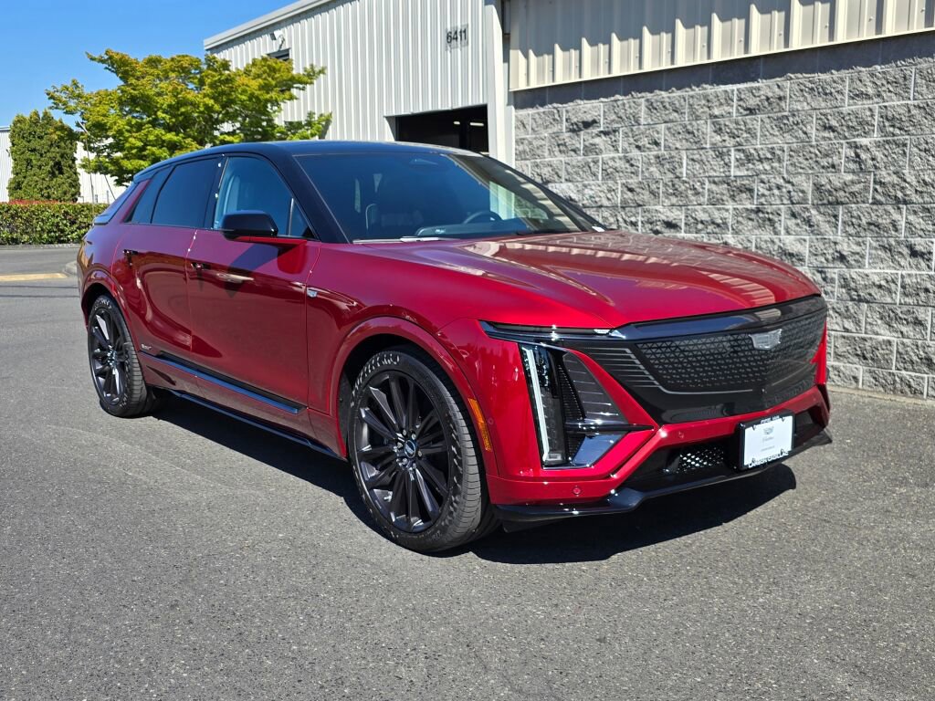 New 2026 Cadillac Lyriq V image 10