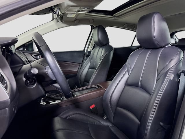 Used 2018 MAZDA MAZDA3 Touring FWD image 21