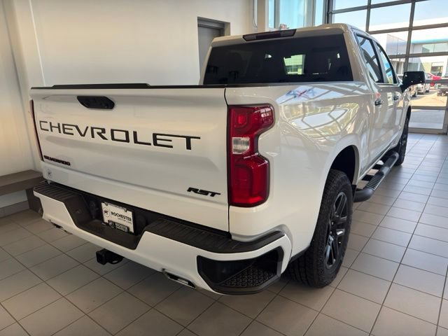 Certified 2023 Chevrolet Silverado 1500 RST w/ Redline Edition AWD/4WD image 41