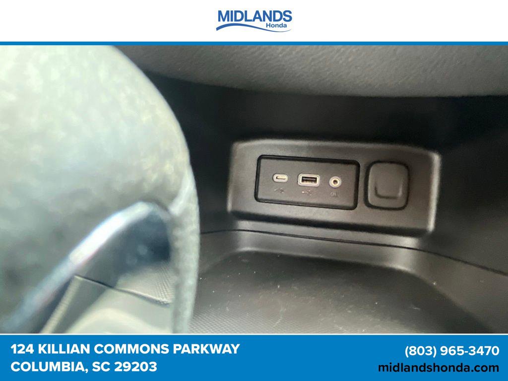 Used 2023 Chevrolet Equinox LT FWD image 19