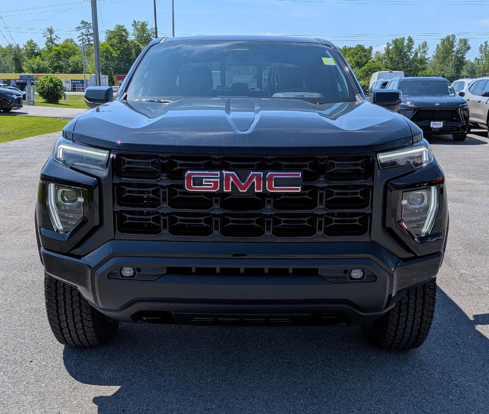 New 2026 GMC Canyon Elevation w/ Convenience Package AWD/4WD image 2