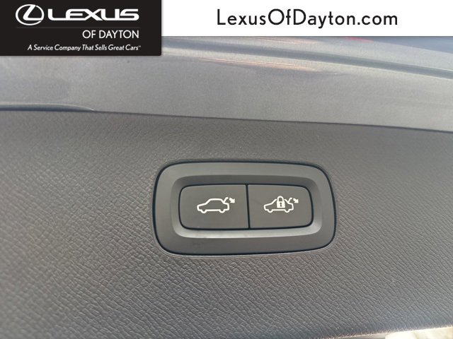 Used 2020 Volvo XC90 T6 Momentum w/ Protection Package Premier image 45