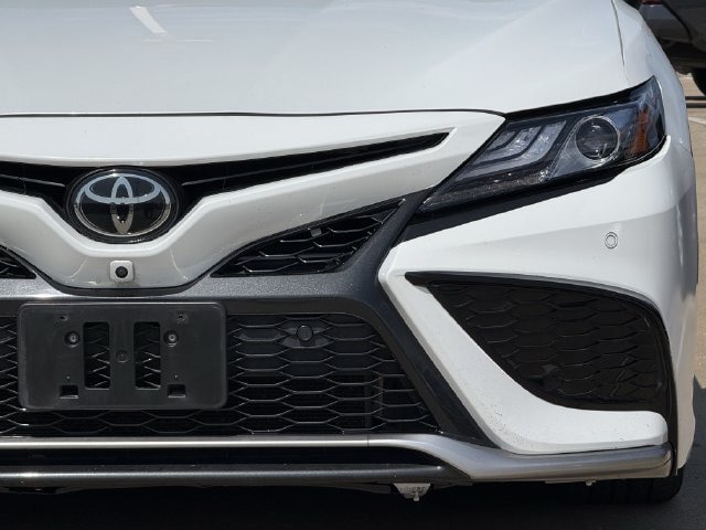Used 2022 Toyota Camry XSE w/ Navigation Package FWD image 8