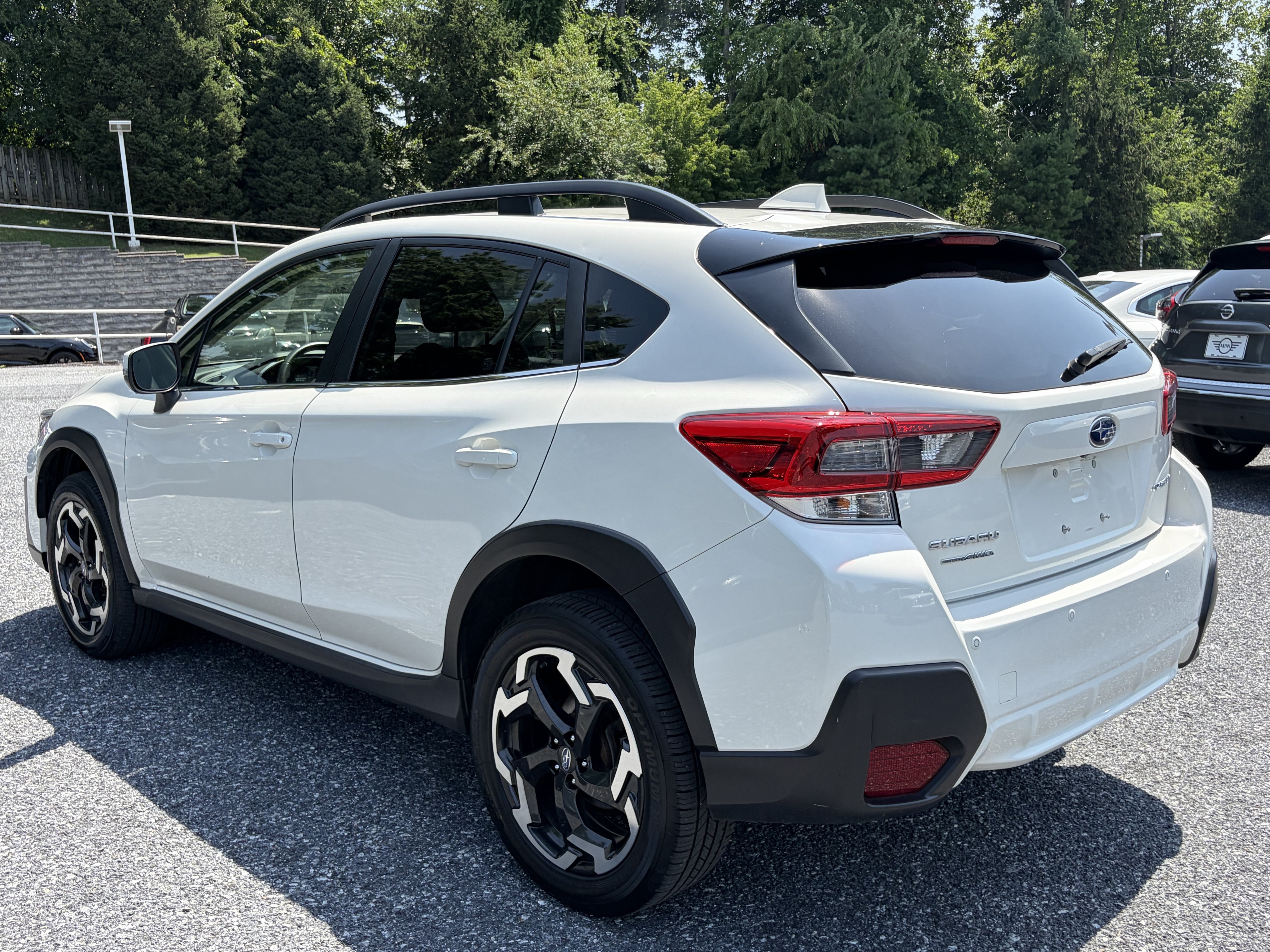 Used 2022 Subaru Crosstrek 2.5i Limited w/ Moonroof Package 2 AWD/4WD image 5