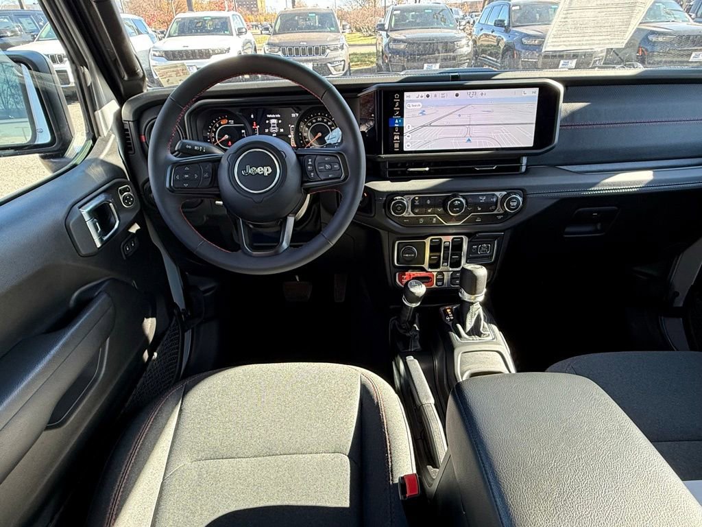 Certified 2024 Jeep Wrangler Unlimited Rubicon w/ Technology Group image 27