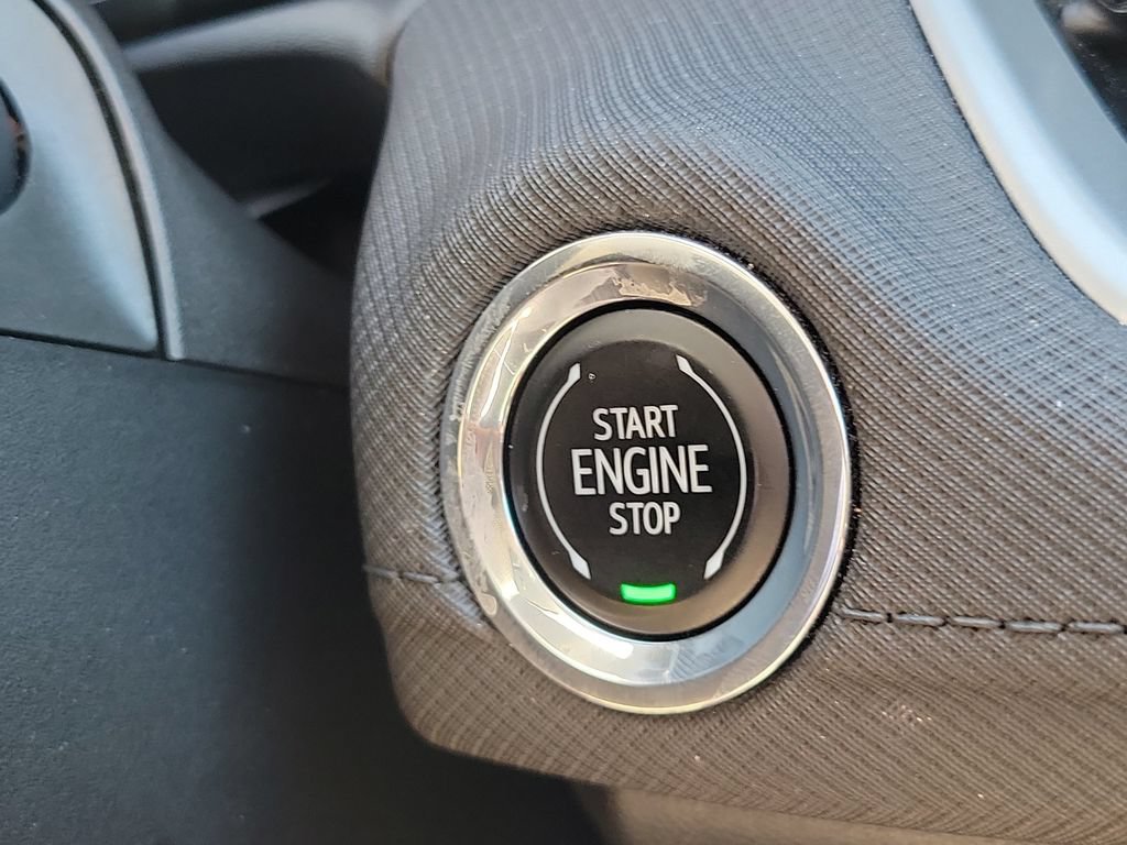 Used 2025 Chevrolet TrailBlazer LT FWD image 36
