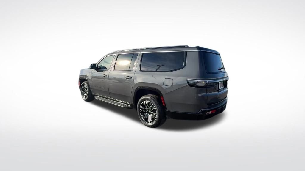 New 2026 Jeep Grand Wagoneer L 4WD w/ Premium Group I image 37