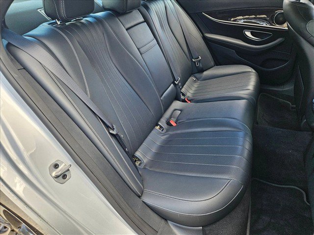 Used 2019 Mercedes-Benz E 300 image 19