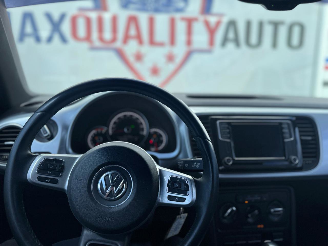 Used 2016 Volkswagen Beetle 1.8T SE image 24