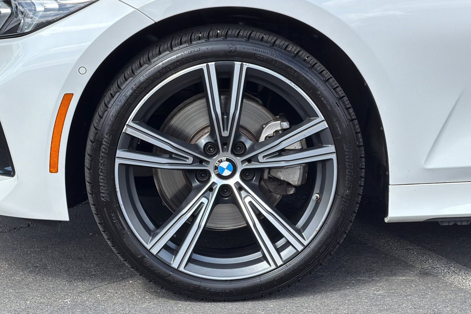 Used 2023 BMW 330i Sedan w/ Premium Package RWD image 37