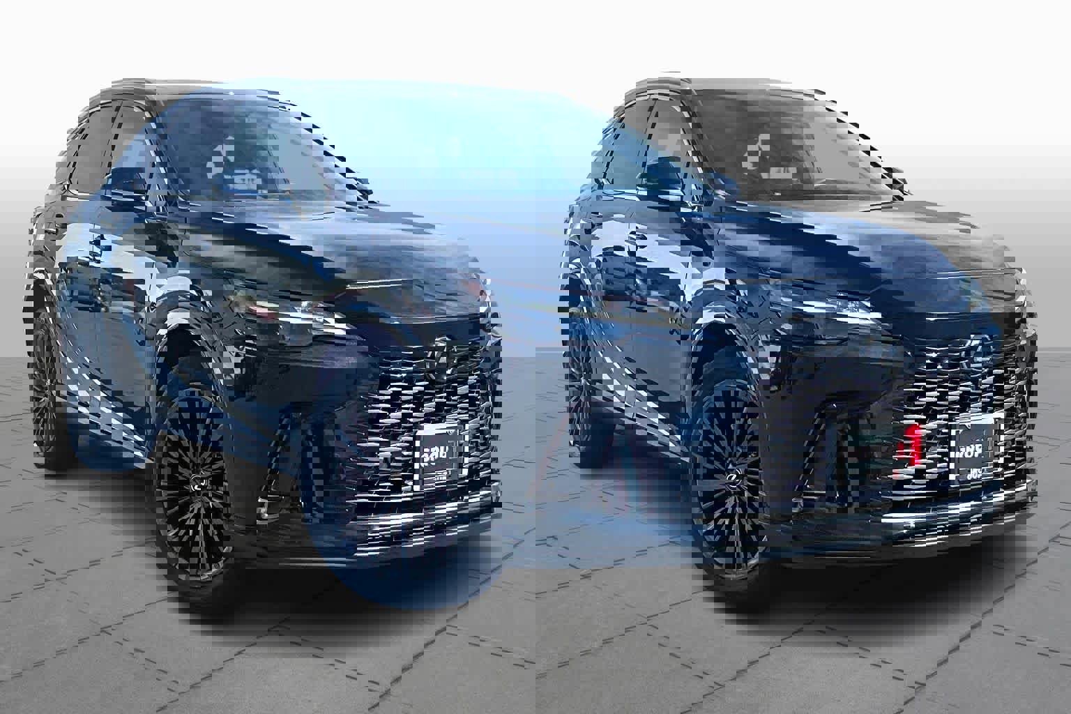 Used 2024 Lexus RX 350 Premium w/ Convenience Package image 2