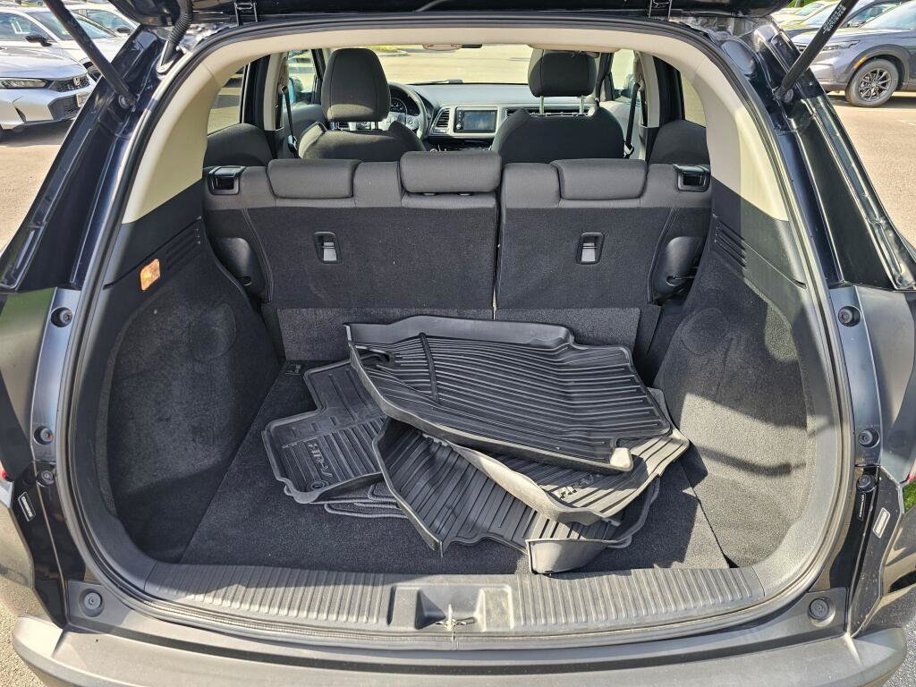 Used 2019 Honda HR-V EX image 14