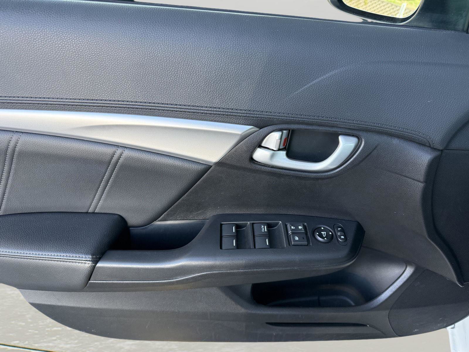 Used 2015 Honda Civic EX-L image 7
